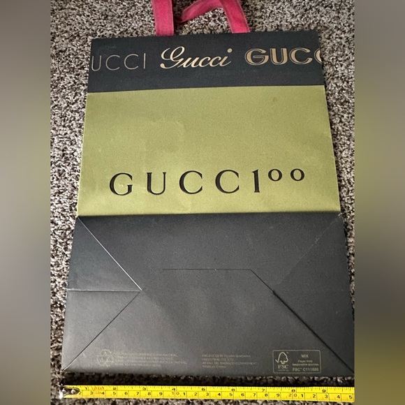 Used Limited Edition Gucci Gift Bag - Picture 2 of 9